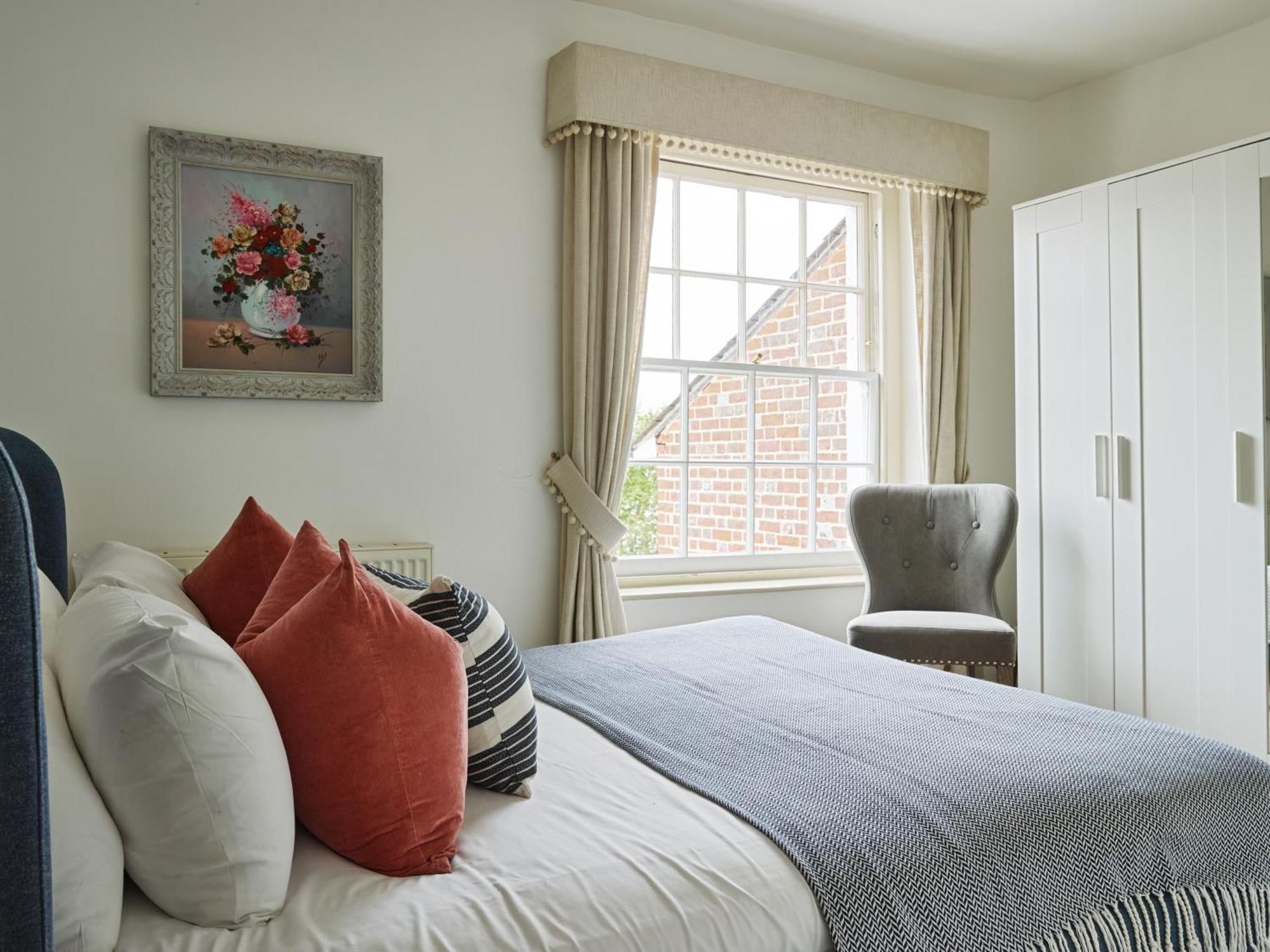 ヘンリー・オン・テムズ Dolls House - Luxury Townhouse *Sleeps 10*ヴィラ エクステリア 写真