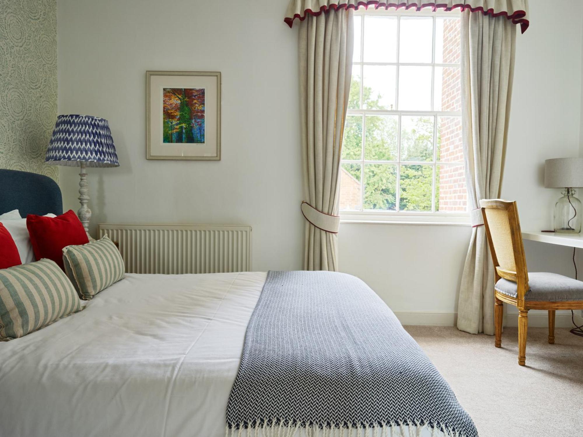 ヘンリー・オン・テムズ Dolls House - Luxury Townhouse *Sleeps 10*ヴィラ エクステリア 写真