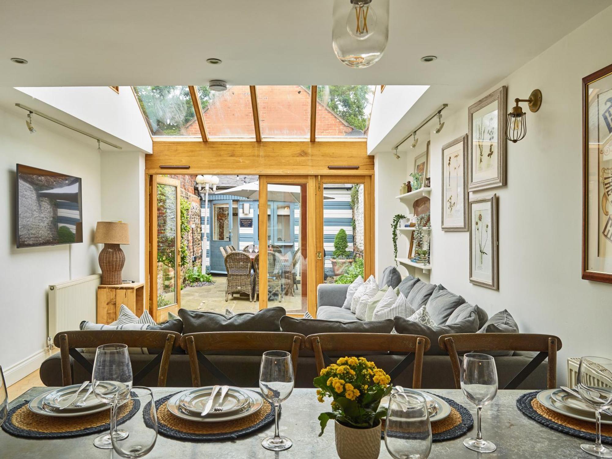 ヘンリー・オン・テムズ Dolls House - Luxury Townhouse *Sleeps 10*ヴィラ エクステリア 写真